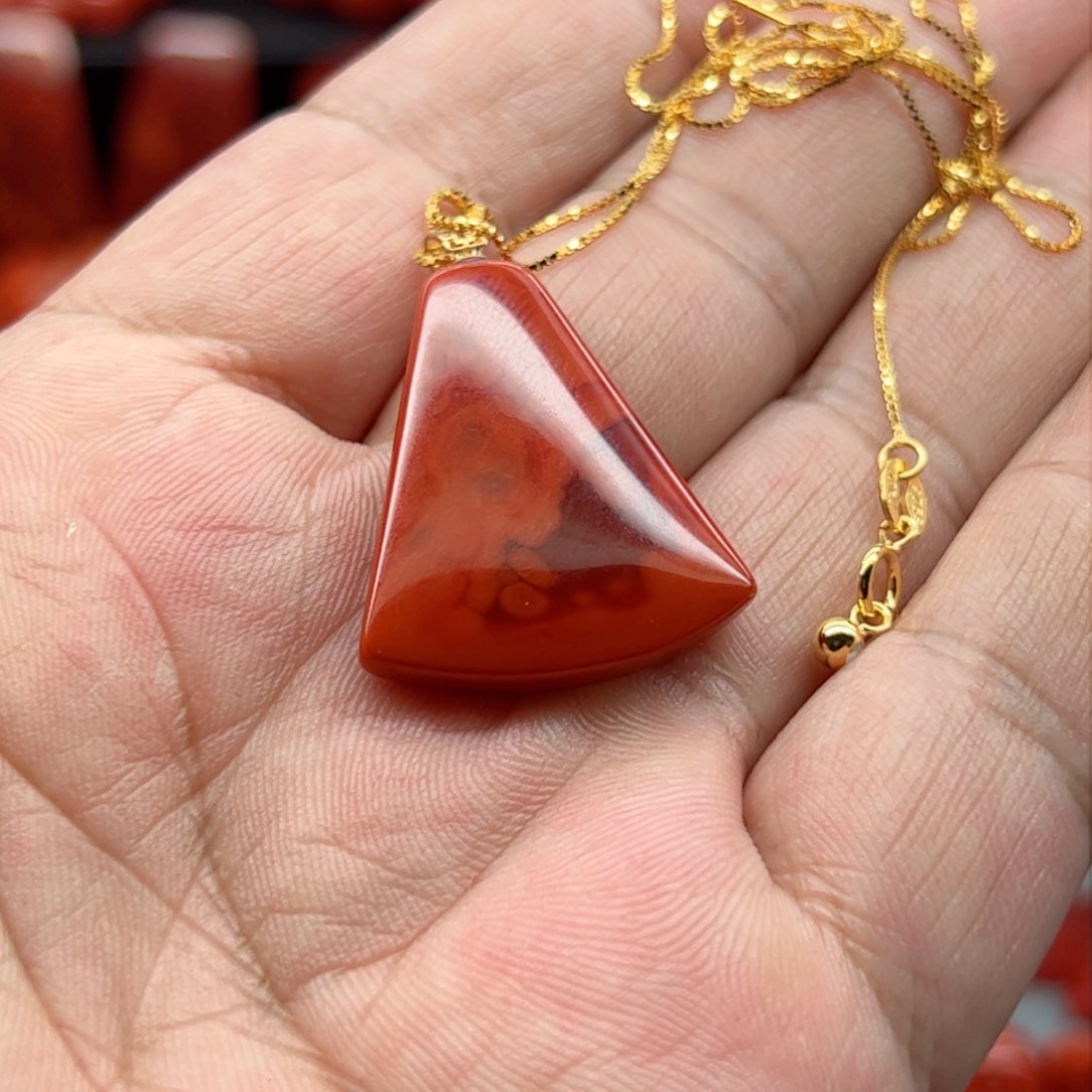 南红玛瑙配饰18K金镶嵌红*