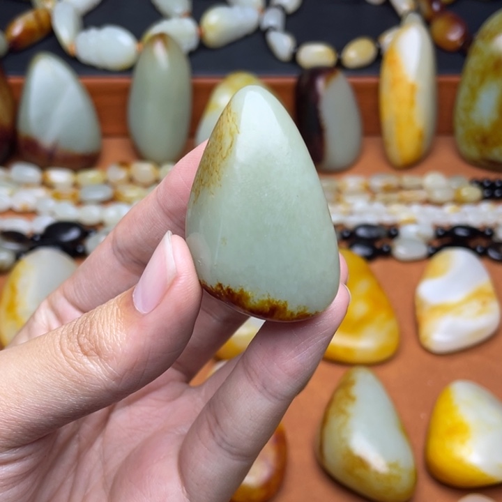 和田玉未镶嵌吊坠(不含链)