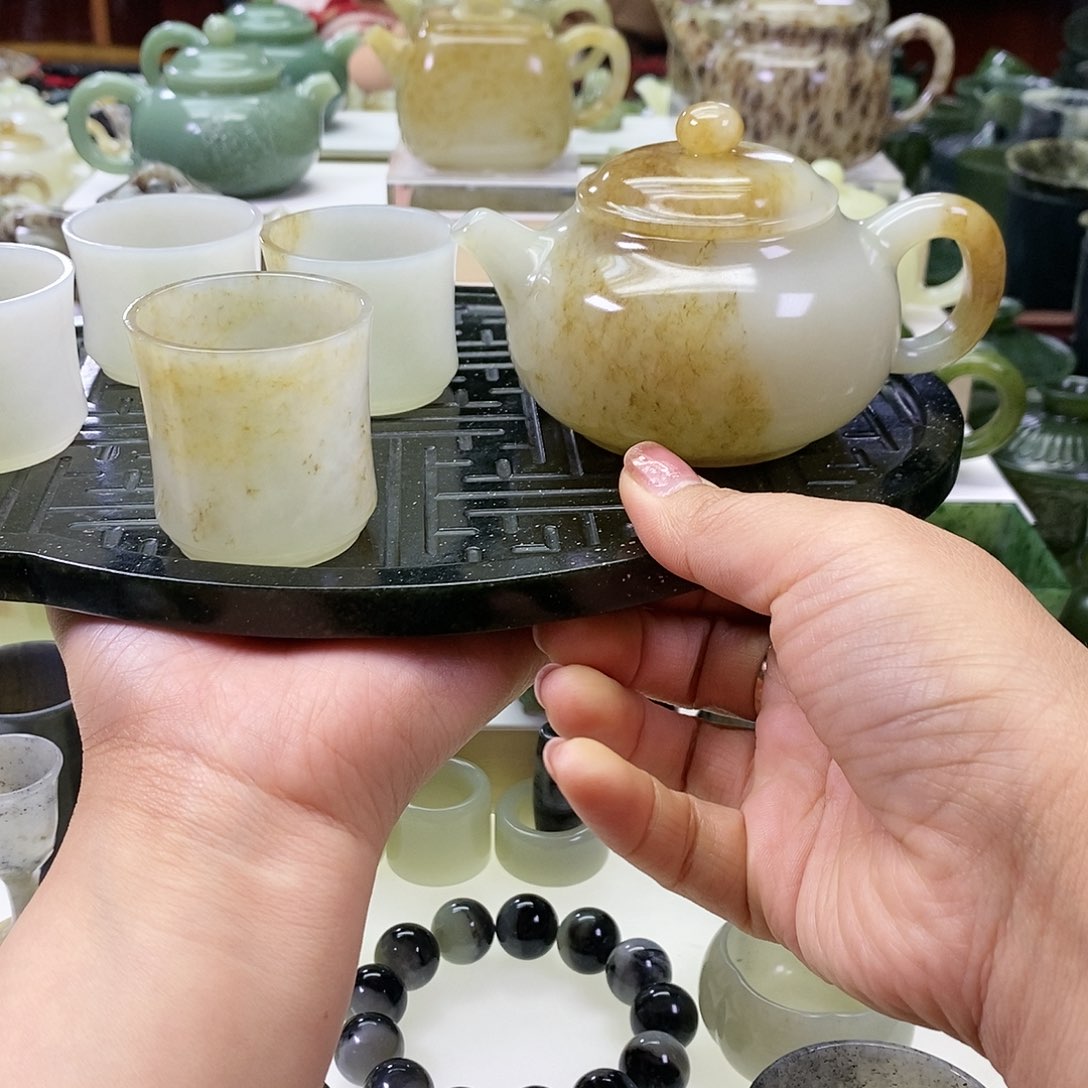 和田玉茶壶未镶嵌用****9
