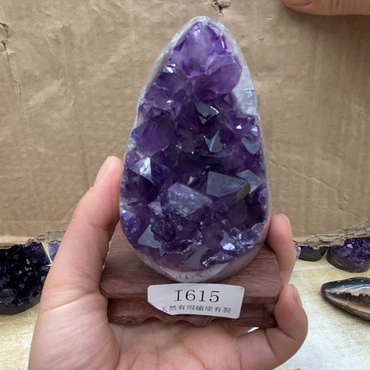 紫晶大型摆件（非配饰）未镶嵌