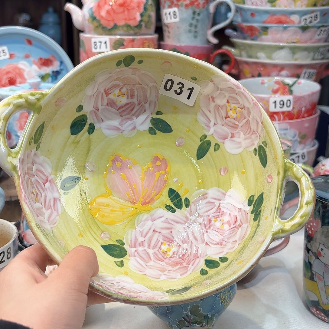 瓷片兔兔好de l k l k l k l k lv