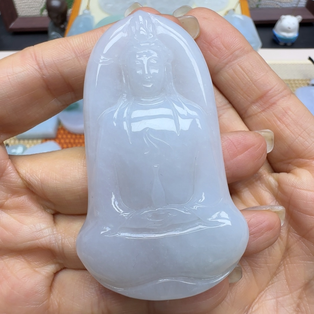 翡翠未镶嵌颈饰素衣