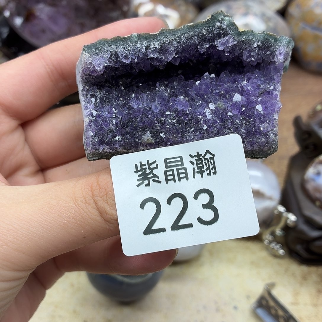 未镶嵌水晶大型摆件（非配饰）