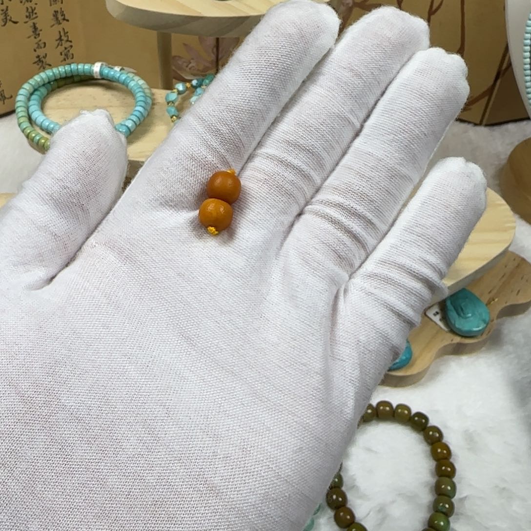 琥珀未镶嵌裸石蜜蜡对珠2