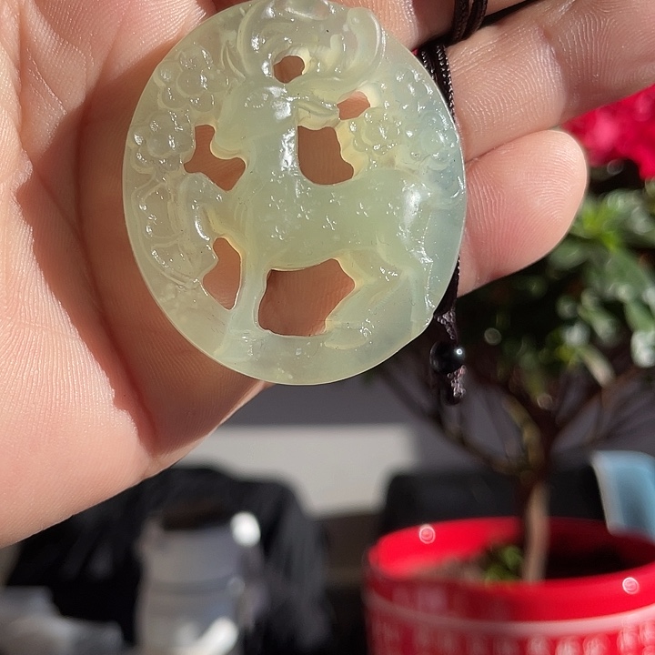 蛇纹石玉未镶嵌珠宝奇石