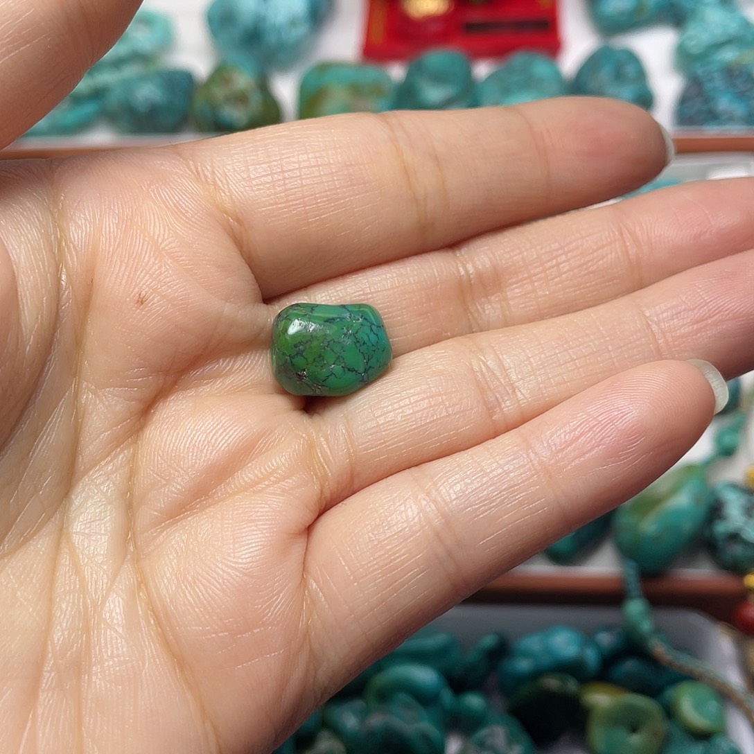 E****绿松石未镶嵌手链