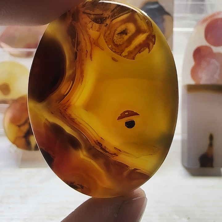 玛瑙/玉髓未镶嵌珠宝奇石