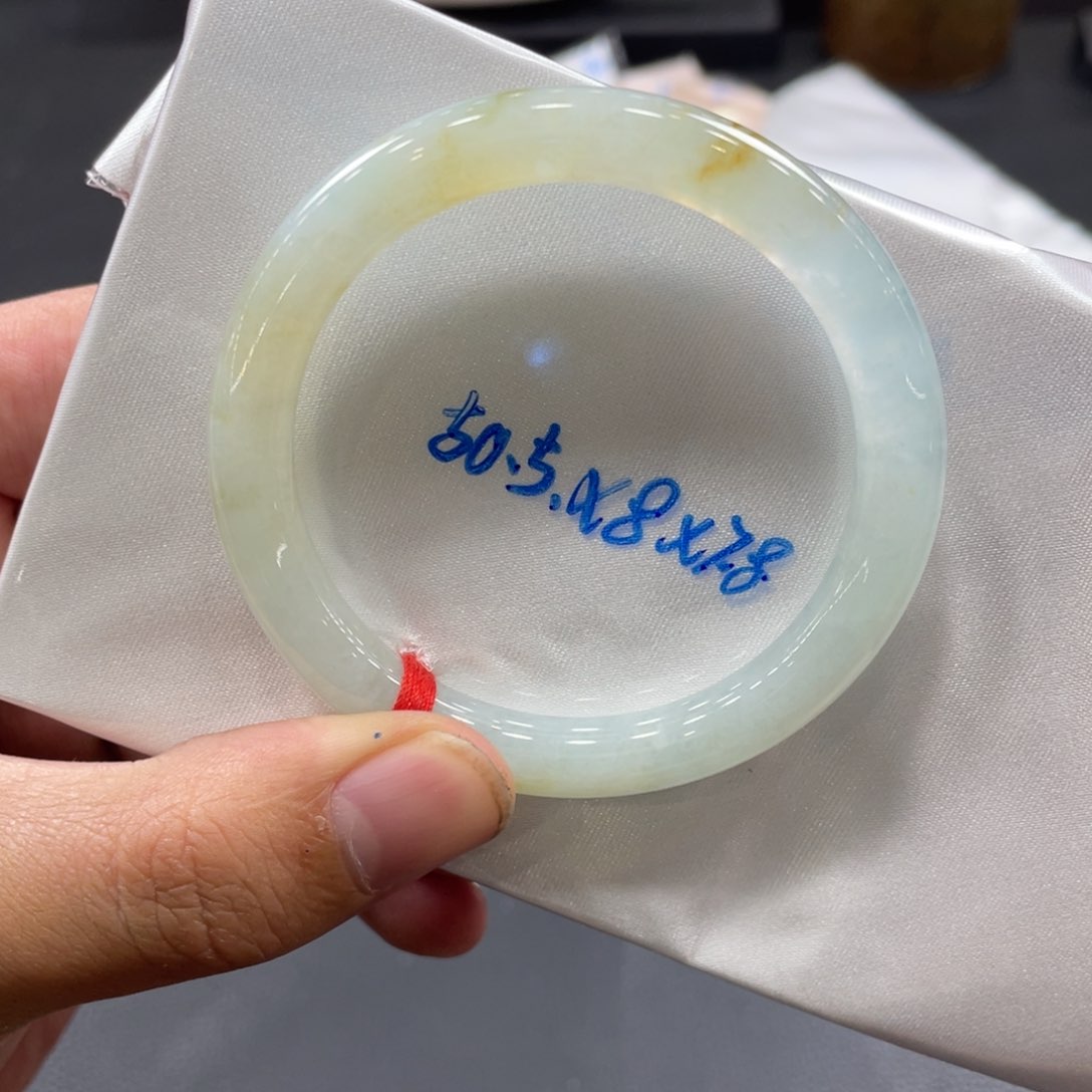 翡翠手镯未镶嵌10号