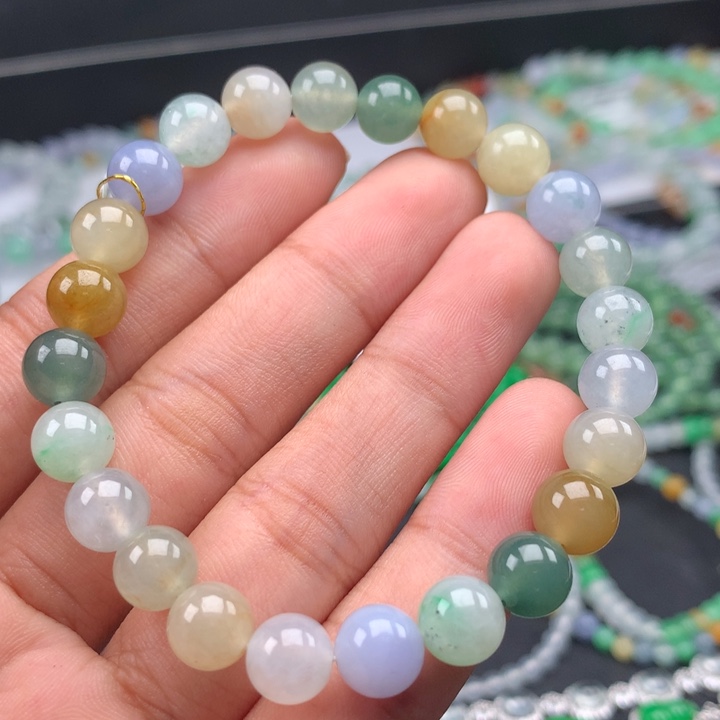 翡翠手镯未镶嵌卡