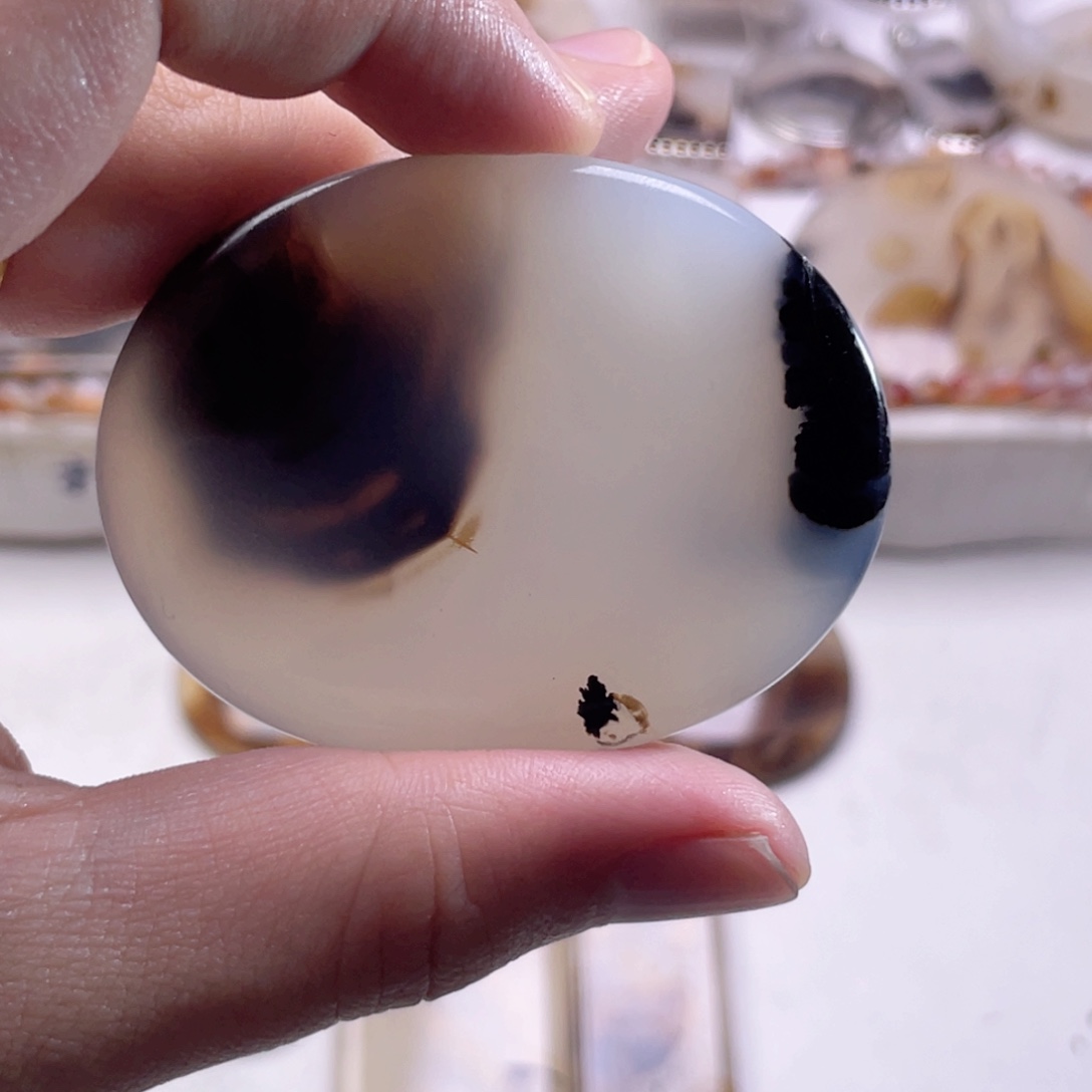 玛瑙/玉髓未镶嵌珠宝奇石