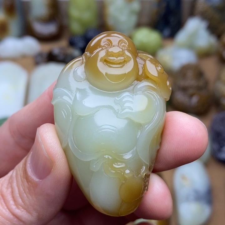 和田玉颈饰未镶嵌井****海