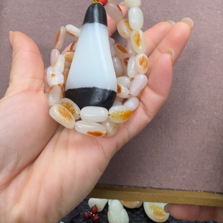未镶嵌和田玉挂件四*