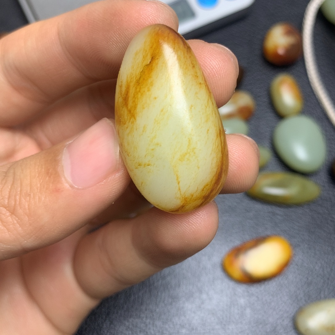 和田玉未镶嵌摆件
