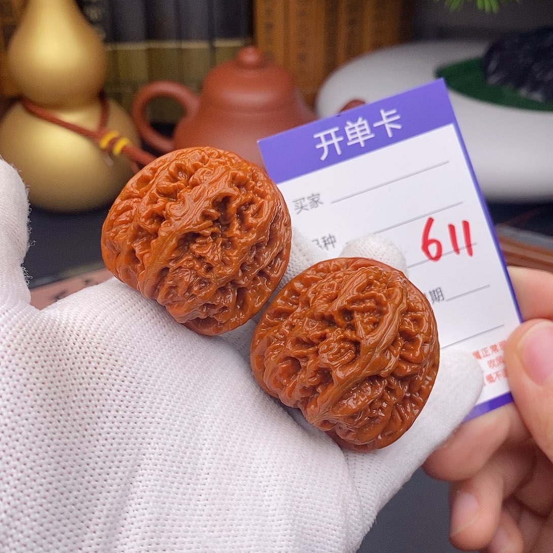 文玩核桃把件40粗筋611