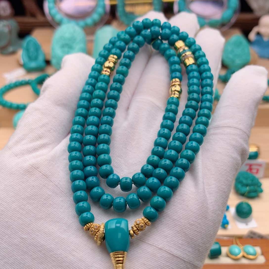 绿松石珠宝奇石18K金镶嵌