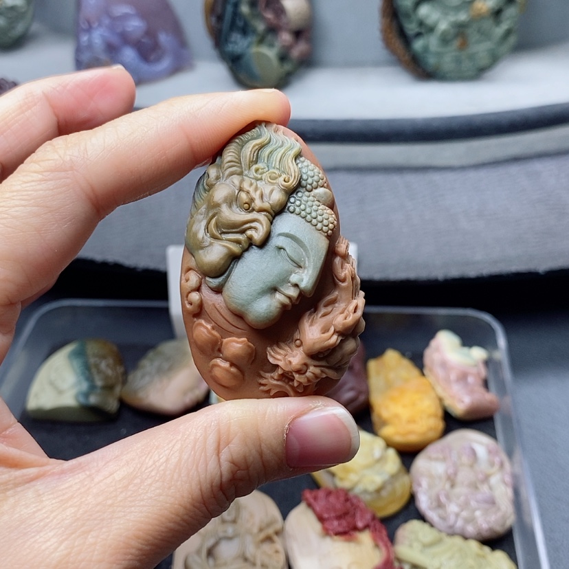 【闪购商品】定制石英质玉吊坠未镶嵌