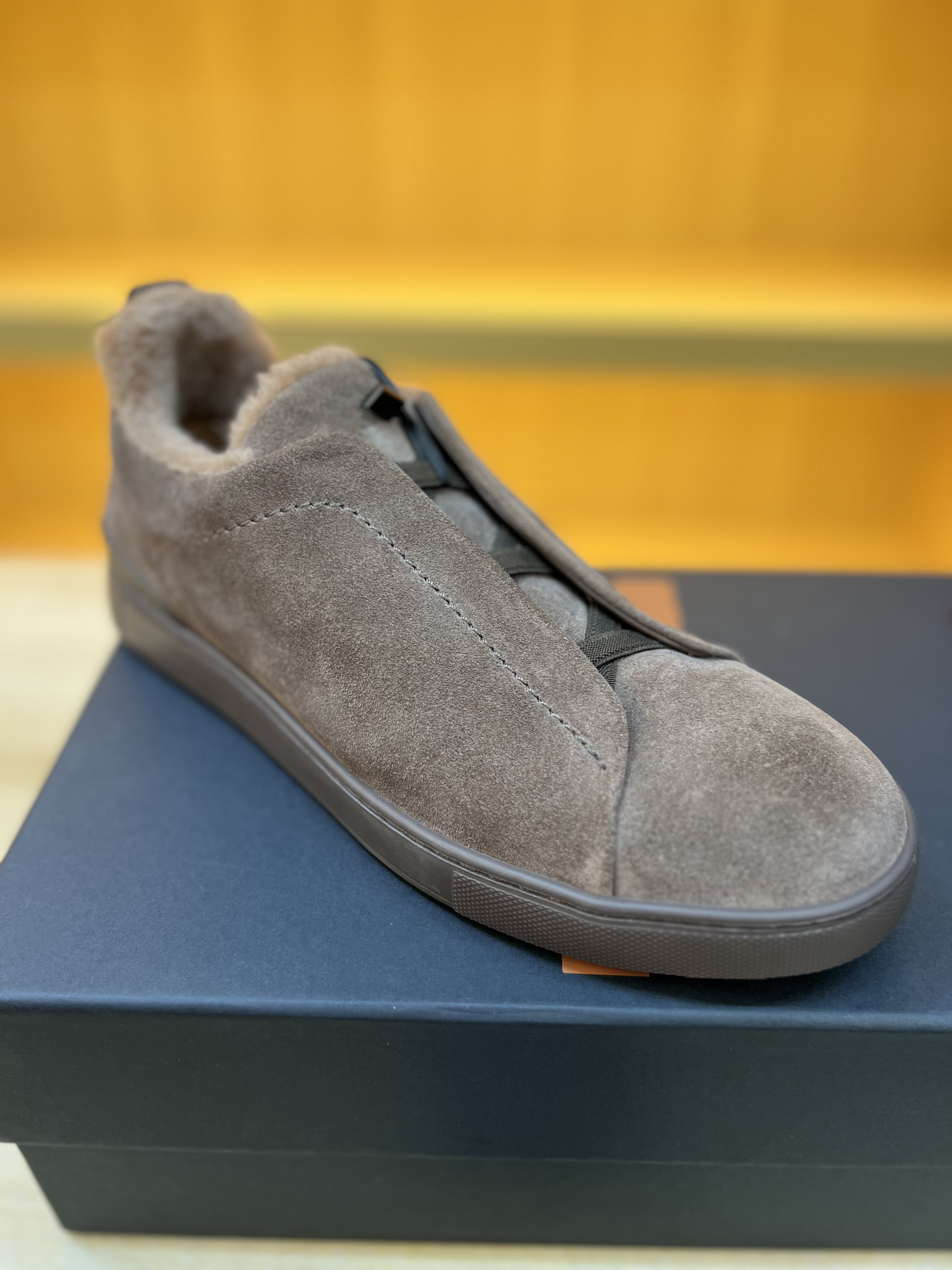 秋冬新款加绒加厚男士羊毛里休闲运动板鞋一脚蹬时尚男鞋