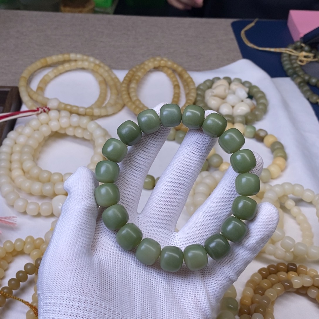 凡***凡菩提根/象牙果吊坠凡