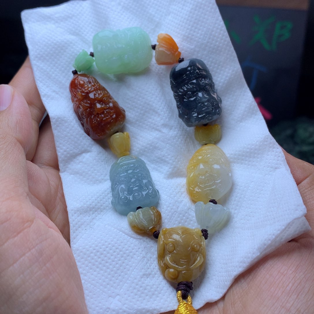 定制翡翠未镶嵌请***。翡翠