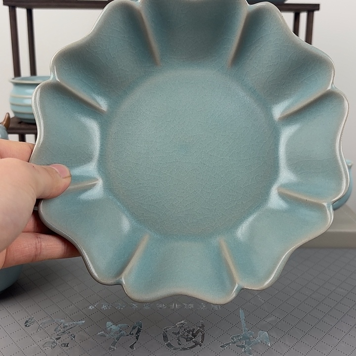 微瑕汝窑仿古釉芙蓉盘