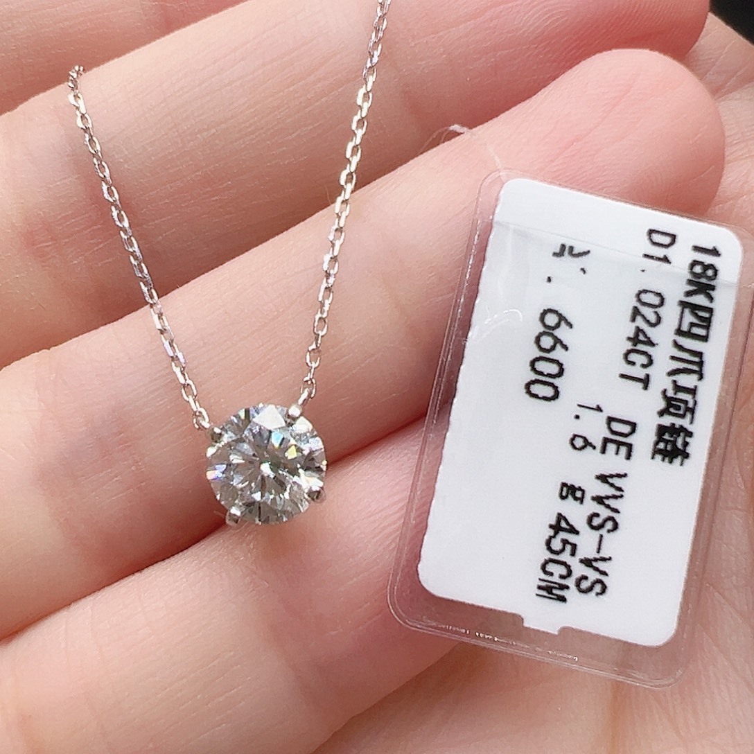 套链18K金镶嵌实验室培育钻石一克拉，四爪项链k白