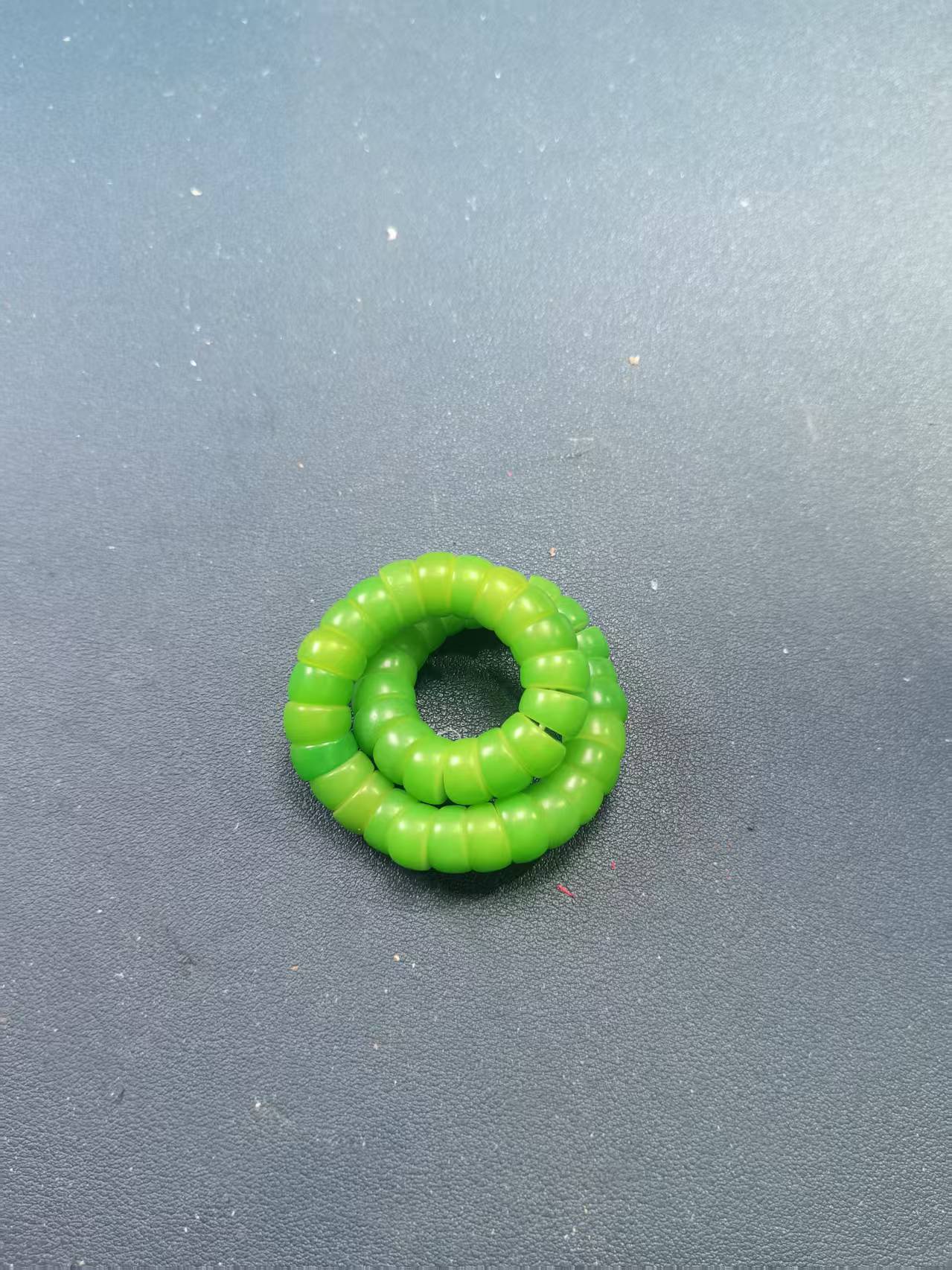 B468白玉菩提百草供青苹果猪大肠卡1.0单圈手串