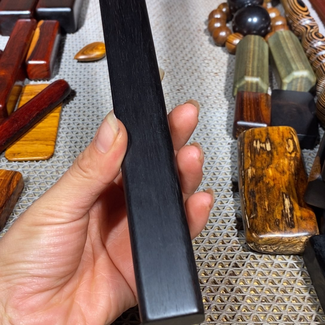 依***故东非黑黄檀（紫光檀）