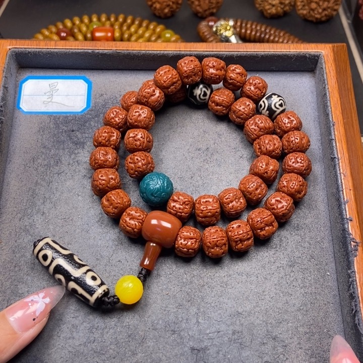 金刚菩提吊坠菩提