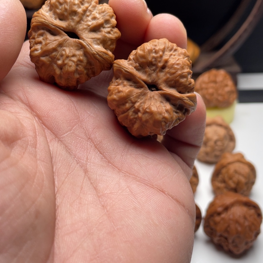 小***g核桃蛤蟆头核桃 35