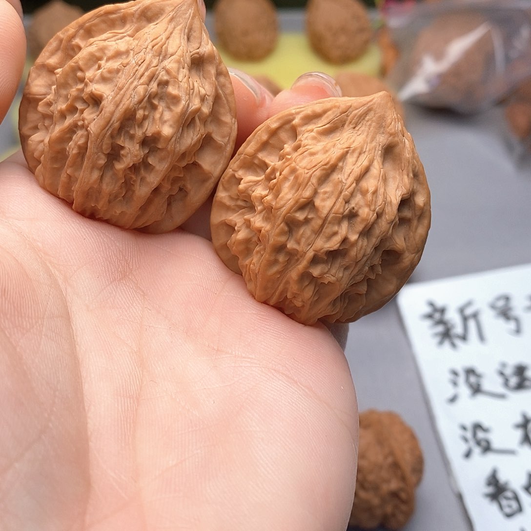 吊坠文玩核桃风羽