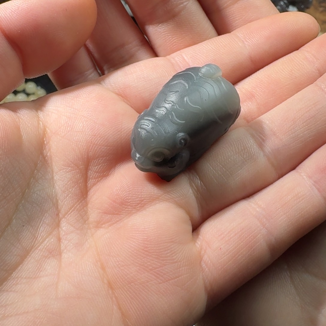 和田玉挂件定制未镶嵌