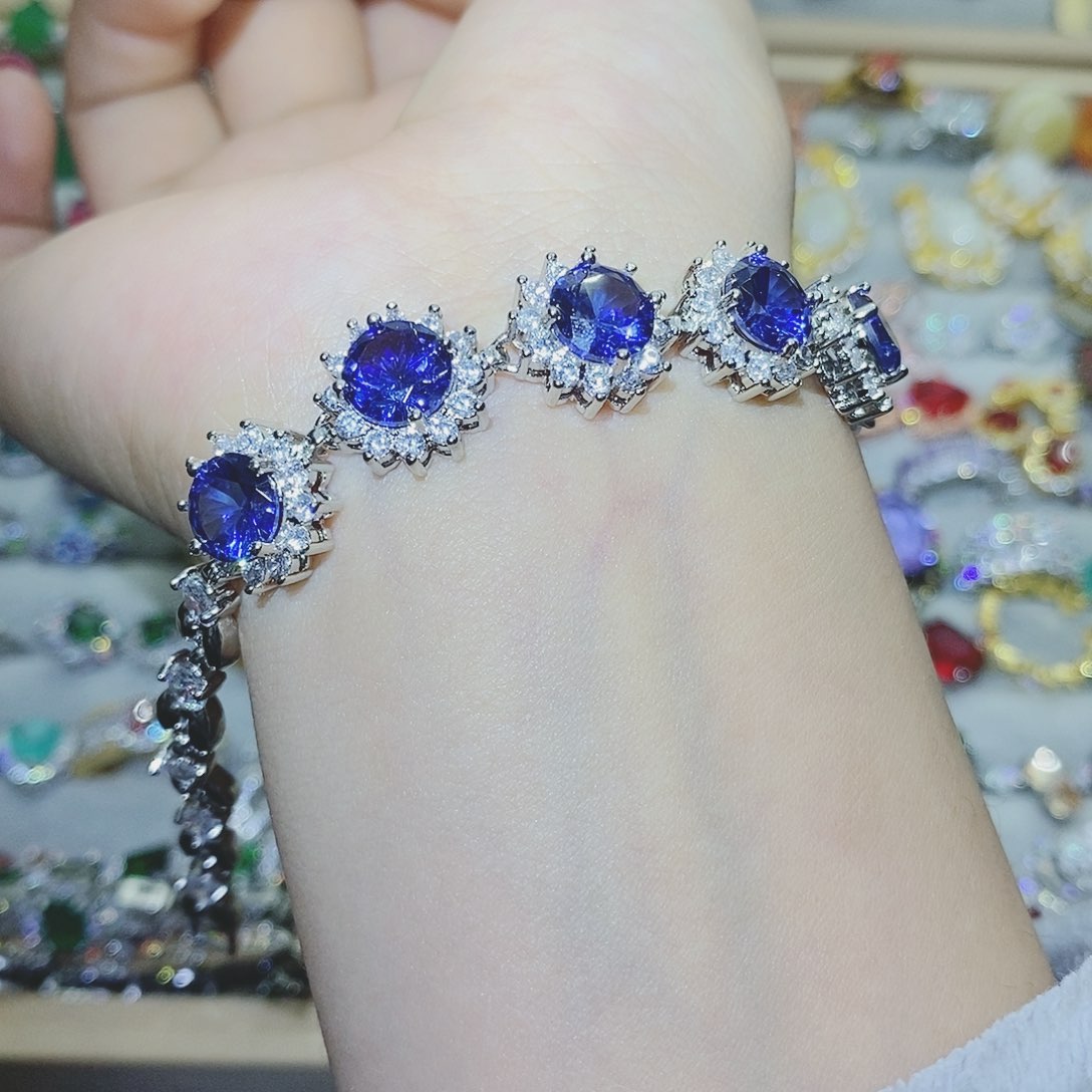 【闪购商品】托帕石耳饰银S925镶嵌