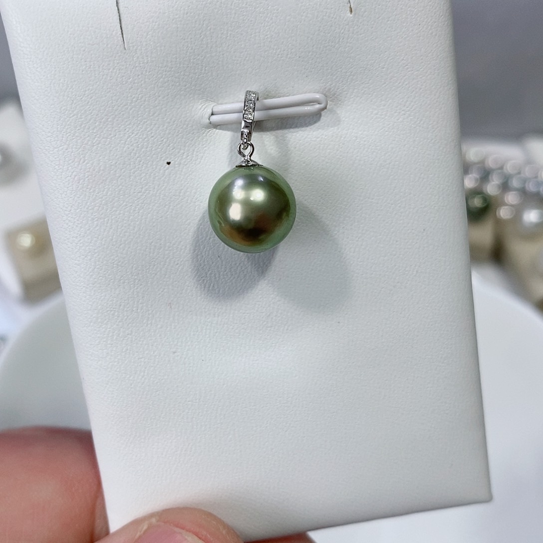 海水珍珠颈饰18K金镶嵌