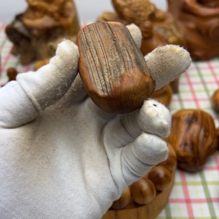 *****柏木（崖柏）陈化老料手串把件 