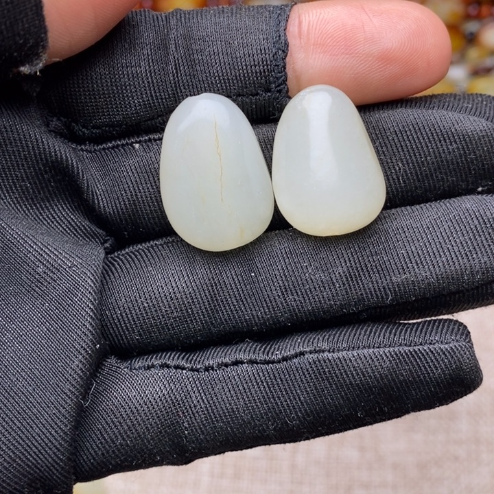 明***秋和田玉未镶嵌颈饰