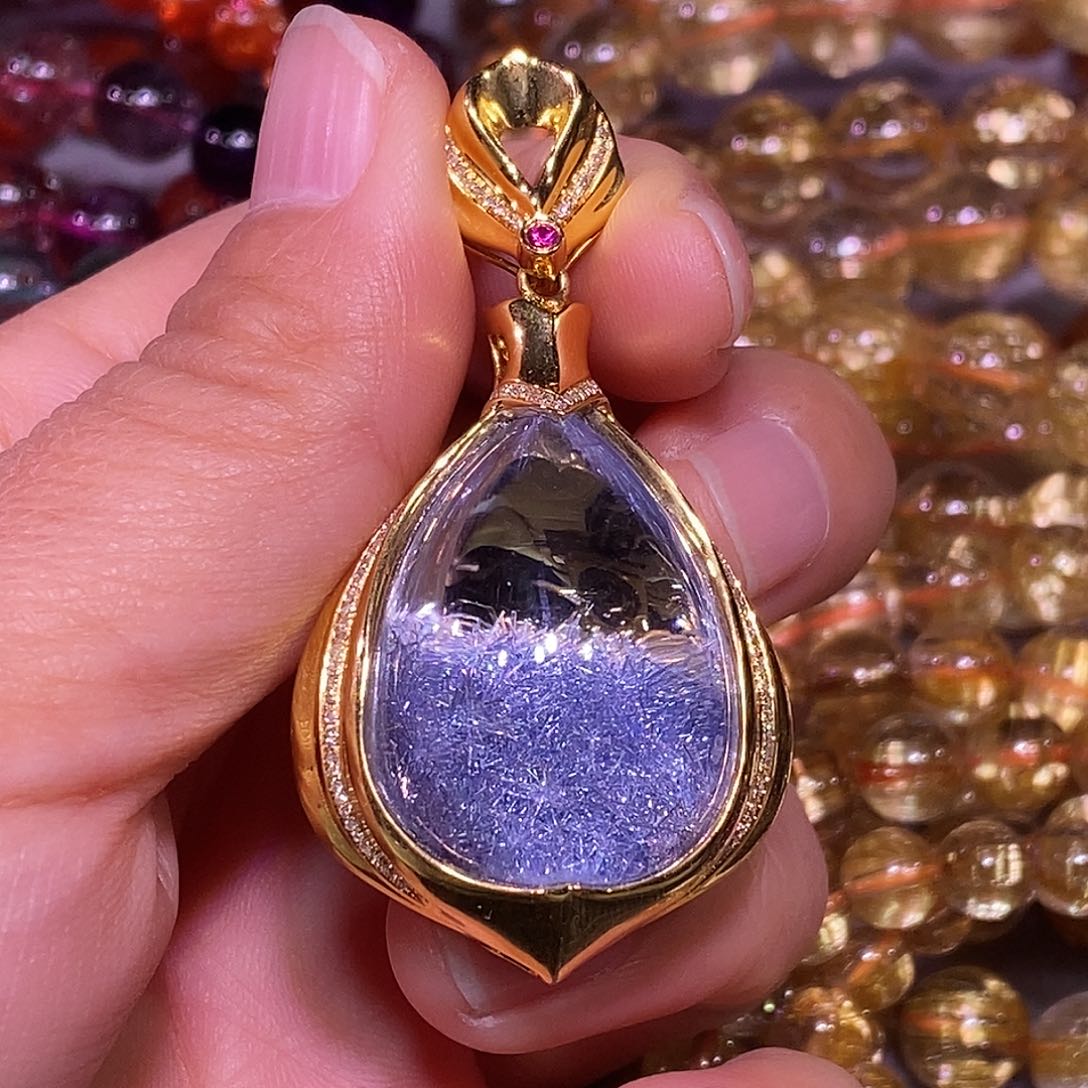 吊坠(赠链)18K金镶嵌水晶蓝线石吊坠