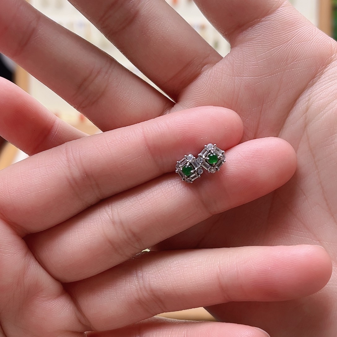 我***）和田玉银S925镶嵌耳饰