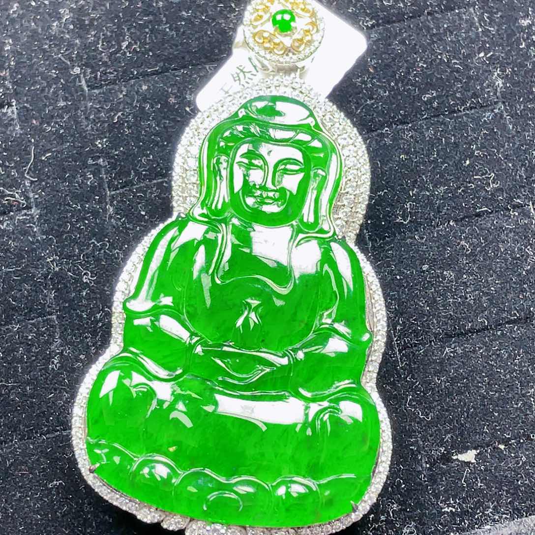 翡翠颈饰未镶嵌235，