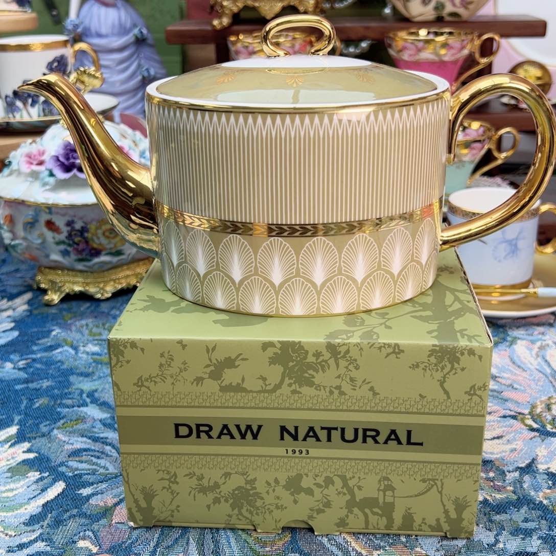 棕榈树茶壶瓷片呀呀呀呀