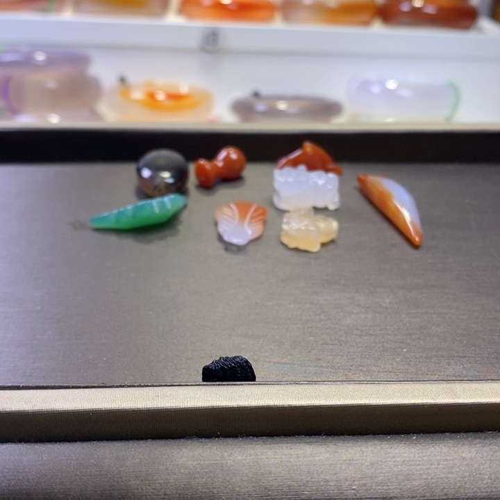 玛瑙/玉髓颈饰未镶嵌