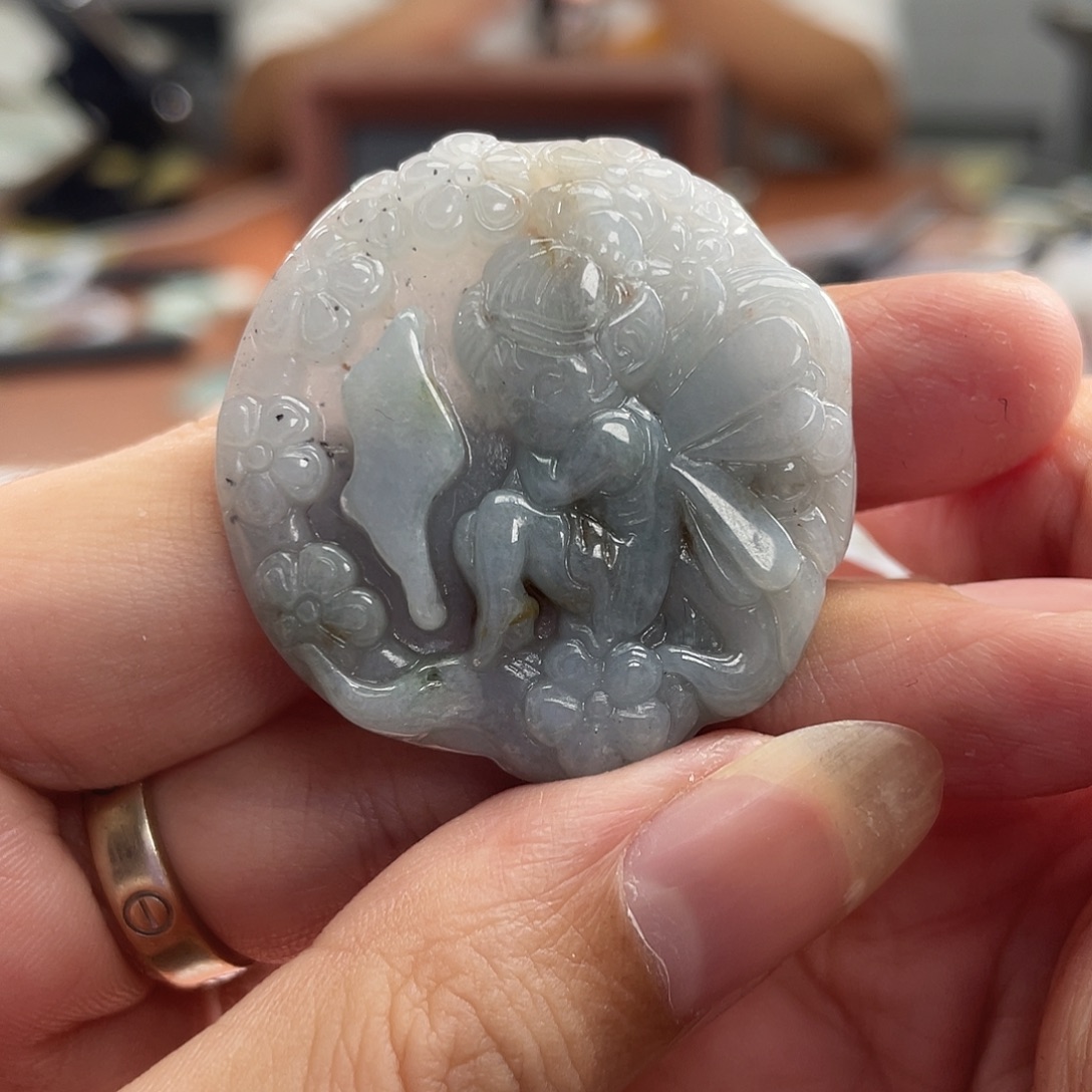 翡翠未镶嵌颈饰翡翠