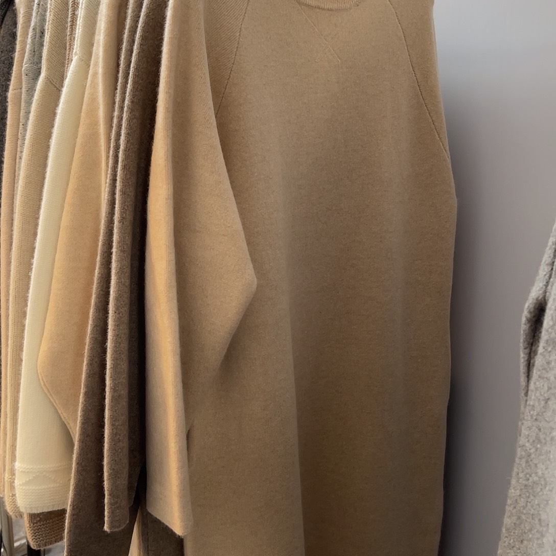 单品 空气层 圆领 连衣裙 米色