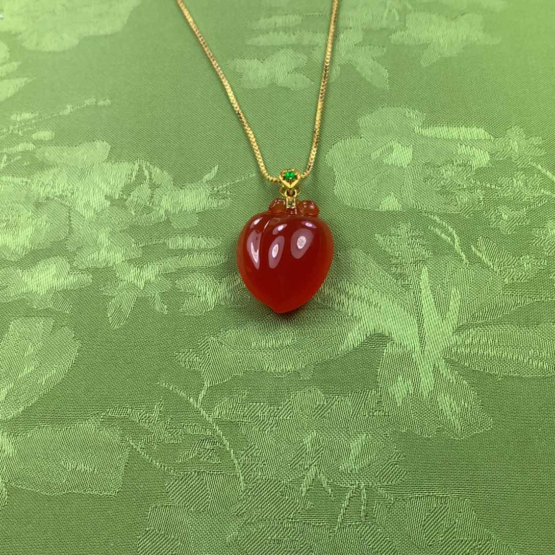 南红玛瑙18K金镶嵌颈饰