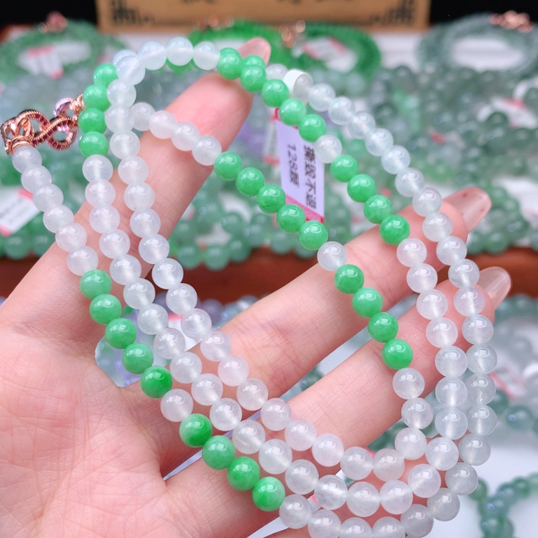 翡翠手链未镶嵌翡翠5.4mm