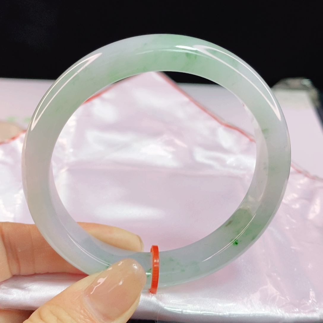 翡翠手镯未镶嵌58.7