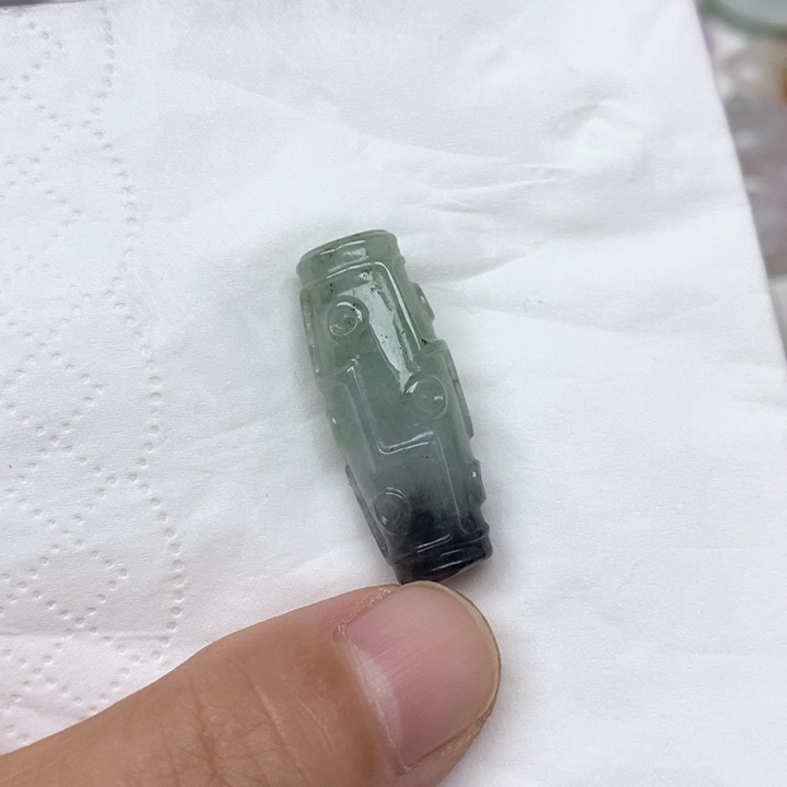 颈饰未镶嵌翡翠天然缅甸翡翠