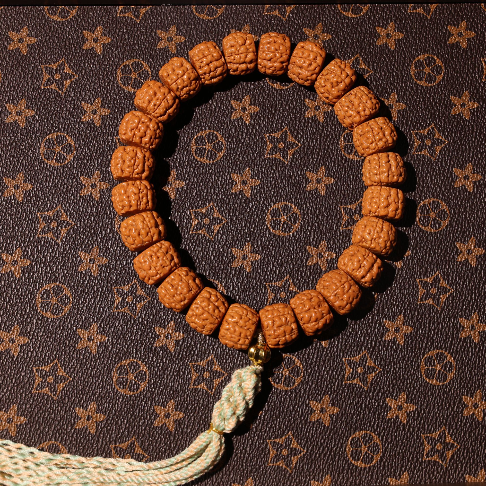 【0210】“碧根果”金刚菩提手持15mm左右特殊六瓣爆肉纹理