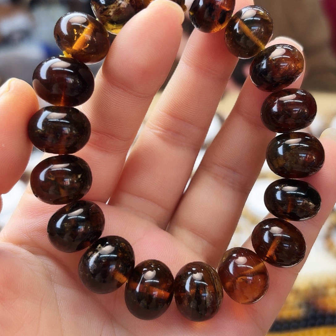 琥珀未镶嵌裸石十四90159