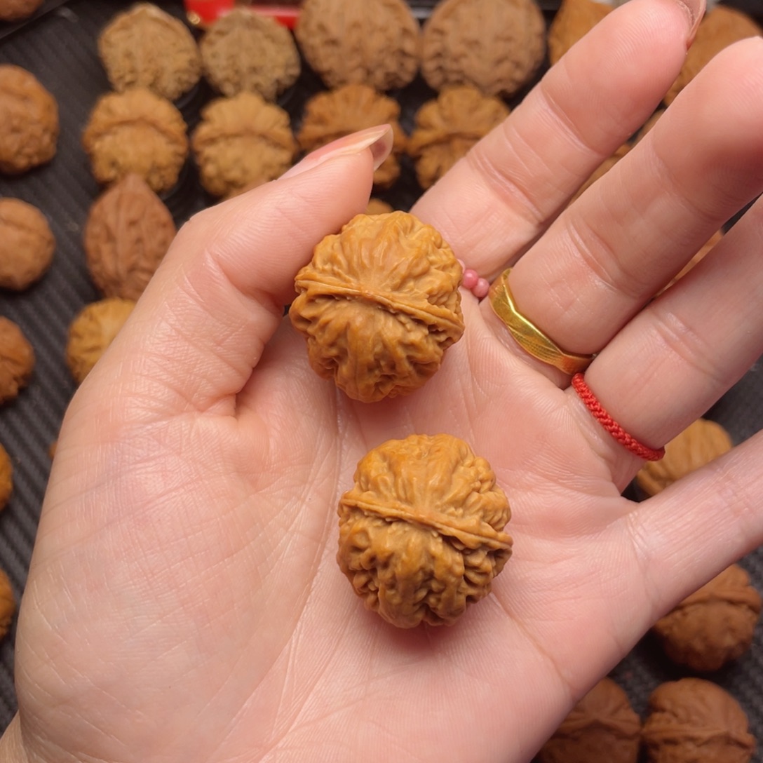 C***生把件文玩核桃八爪金龙