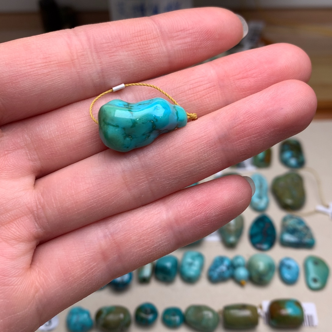 绿松石未镶嵌珠宝奇石